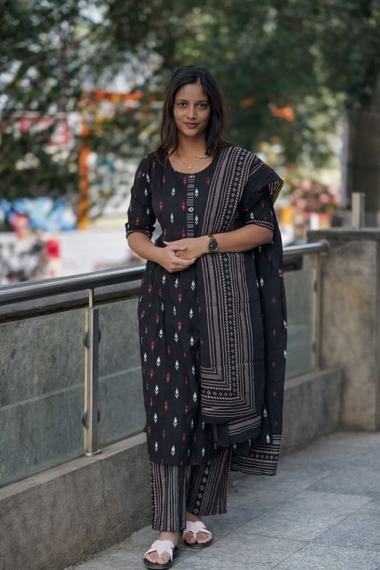 Ayunaa Maternity Kurta Pant Dupatta Set (3pc)