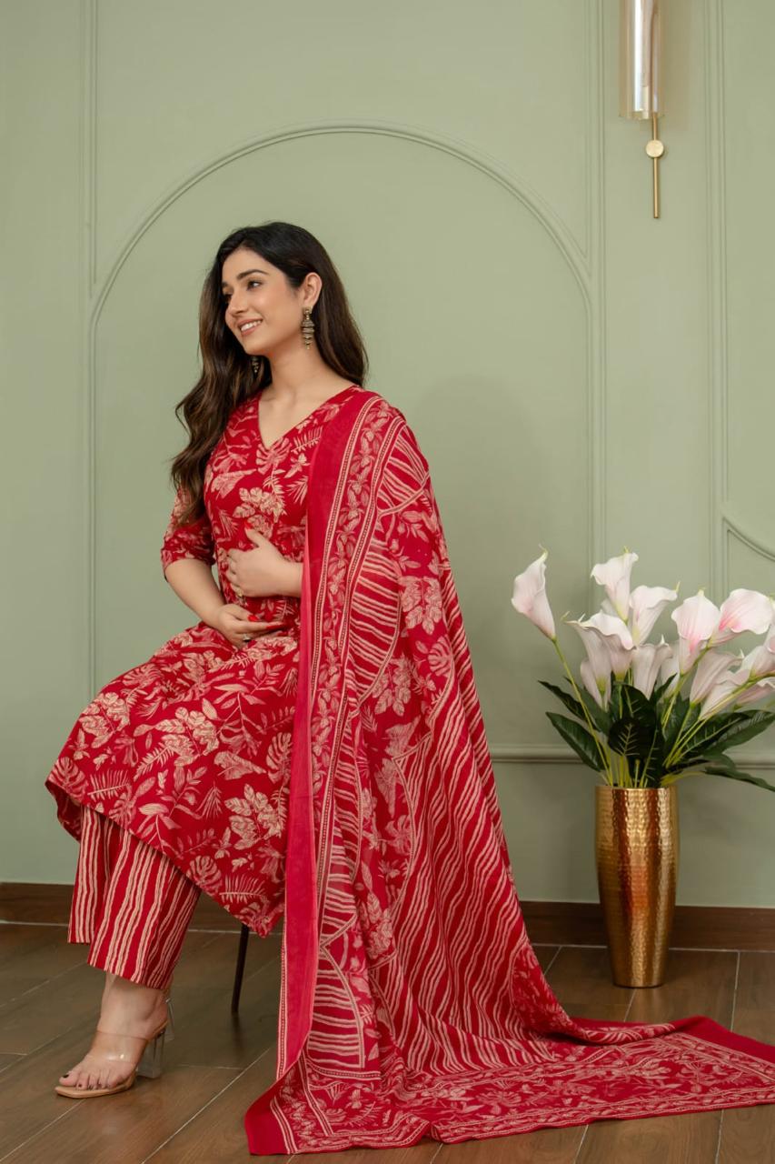 Ayunaa Maternity Kurta Pant Dupatta Set (3pc)