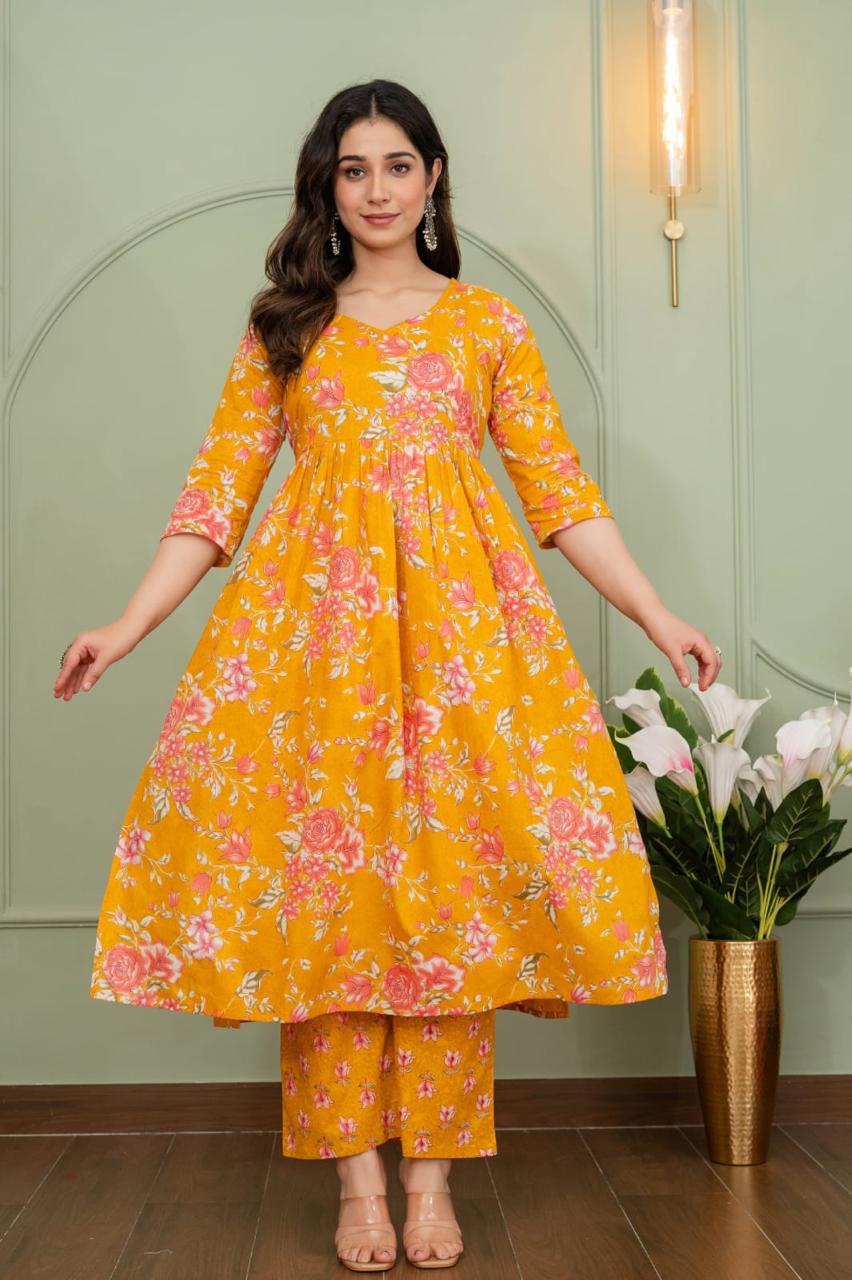 Ayunaa Maternity Kurta Pant Set