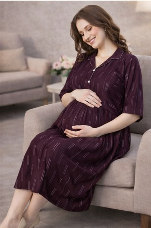 Soft malmal cotton feeding & maternity gown 🤍